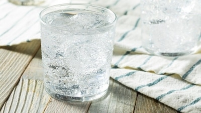 Drinking cold water enhances thirst. Hence, we drink more water. As we increase the frequency of urination as well, we often lose the amount of salt in the body. (Unsplash)