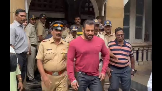 Salman Khan Issued Gun License After Receiving Death Threat | Mumbai ...