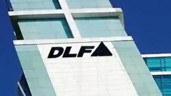 DLF's sales bookings rose to <span class='webrupee'>?</span>7,273 crore in 2021-22 from <span class='webrupee'>?</span>3,084 crore in the preceding fiscal.