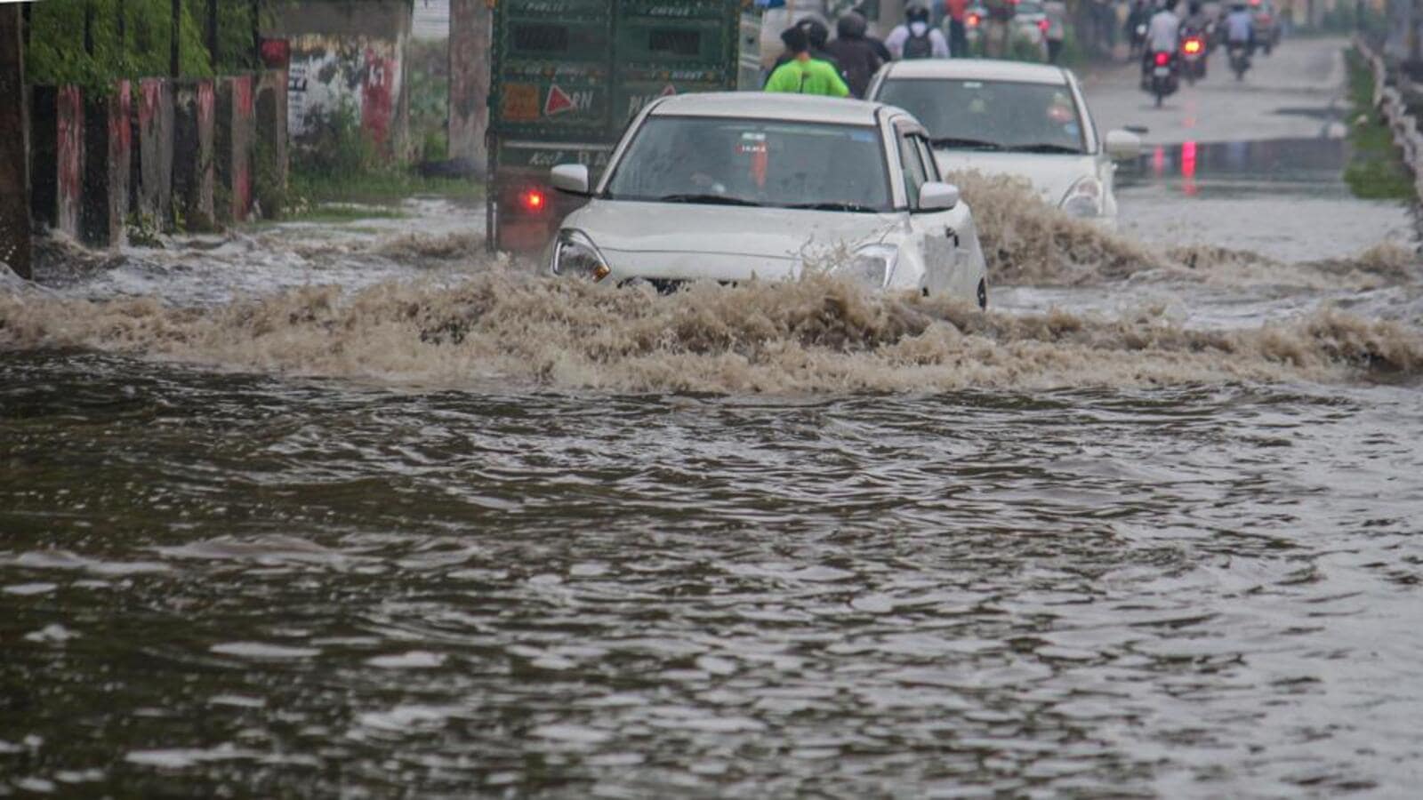 Rains expected to pick up over Peninsular India till August 5 | Latest ...