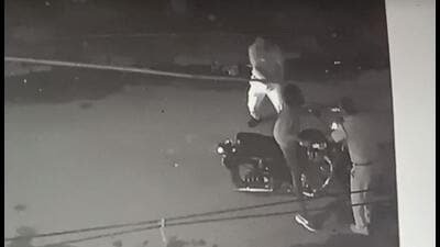 A Chandigarh Police constable, who was caught on camera hitting a biker riding without a helmet, was suspended. (HT PHOTO)