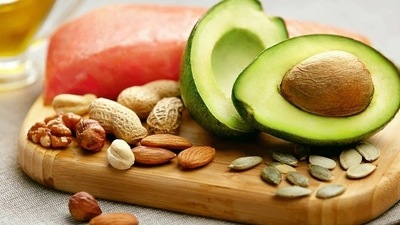 Having healthy fats like as polyunsaturated fats lowers blood sugar levels and improves insulin control, according to the study. (Shutterstock) Having healthy fats like as polyunsaturated fats lowers blood sugar levels and improves insulin control, according to the study. (Shutterstock)