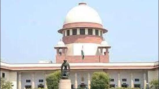 The Supreme Court on Monday directed the SBI to pay the customer a compensation of ₹30 lakh within two months. (HT PHOTO.)