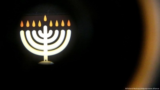 A Hannukah menorah on display at an exhibition at the Old Synagogue in Essen(Roland Weihrauch/dpa/picture alliance )