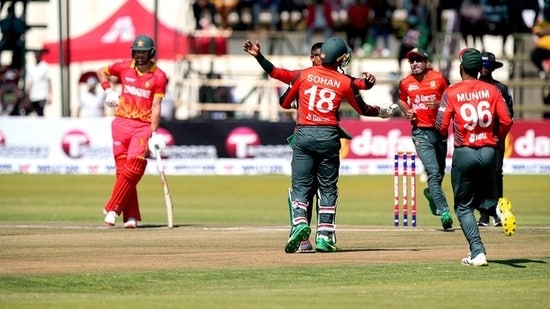 Still from Zimbabwe vs Bangladesh 2nd T20I(Twitter/Zimcricketv)