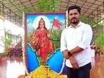 Praveen Nettaru, BJP's Yuva Morcha worker, was hacked to death with lethal weapons by bikers in Bellare. (Image credit: @cogitoiam/Twitter) Praveen Nettaru, BJP's Yuva Morcha worker, was hacked to death with lethal weapons by bikers in Bellare. (Image credit: @cogitoiam/Twitter)