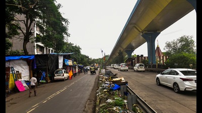 Din Quarry adjacent to the Eastern Freeway at Chembur entry point in Mumbai (Anshuman Poyrekar/HT PHOTO) Din Quarry adjacent to the Eastern Freeway at Chembur entry point in Mumbai (Anshuman Poyrekar/HT PHOTO)