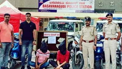 Police nab two accused for allegedly extorting money. Police nab two accused for allegedly extorting money. 