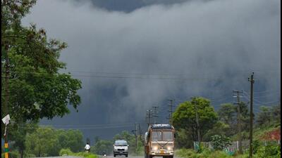 The India Meteorological Department (IMD) on Tuesday issued a red alert for three days in several parts of Tamil Nadu and Kerala and some areas of Karnataka which have been witnessing extremely heavy rainfall since Monday. (PTI) The India Meteorological Department (IMD) on Tuesday issued a red alert for three days in several parts of Tamil Nadu and Kerala and some areas of Karnataka which have been witnessing extremely heavy rainfall since Monday. (PTI)