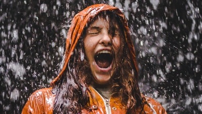 Skincare tips: Be monsoon-ready in just 3 simple beauty steps (Photo by Gage Walker on Unsplash) Skincare tips: Be monsoon-ready in just 3 simple beauty steps (Photo by Gage Walker on Unsplash)