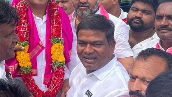 A man, armed with a knife and a revolver, was caught trying to get into the Banjara Hills house of TRS legislator A Jeevan Reddy (In photo) on Tuesday morning (Twitter/jeevanreddytrs)