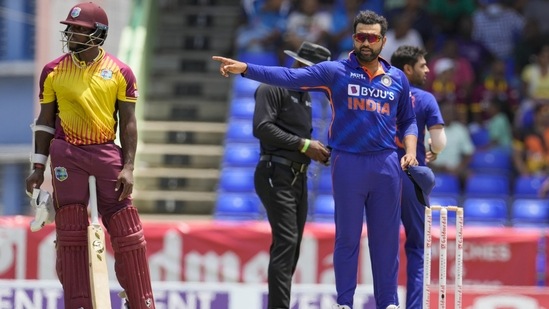 Rohit Sharma had to retire hurt early(AP)