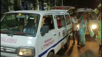 The Andhra Pradesh government on Wednesday ordered a high-level inquiry into the leakage of poisonous gas at an apparel factory in Anakapalli district, that led to more than 150 workers falling sick on Tuesday night. (ANI) The Andhra Pradesh government on Wednesday ordered a high-level inquiry into the leakage of poisonous gas at an apparel factory in Anakapalli district, that led to more than 150 workers falling sick on Tuesday night. (ANI)