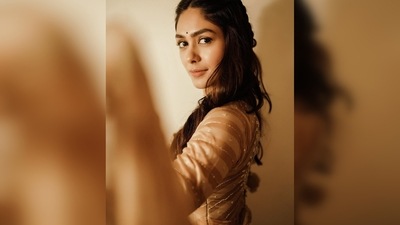 Mrunal Thakur's anarkali set features hand-embroidery work. The dupatta is embellished with mirrors, dabka work, zari, cutdana, sequins and moti. (Instagram/@mrunalthakur) Mrunal Thakur's anarkali set features hand-embroidery work. The dupatta is embellished with mirrors, dabka work, zari, cutdana, sequins and moti. (Instagram/@mrunalthakur)