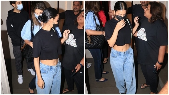 Slouchy and baggy, boyfriend jeans have a relaxed and comfortable fit. They often sit mid-low on the waist and should look a little oversized on the wearer. Suhana styled them with black and white high-top sneakers and a light-blue mini shoulder bag.(HT Photo/Varinder Chawla)