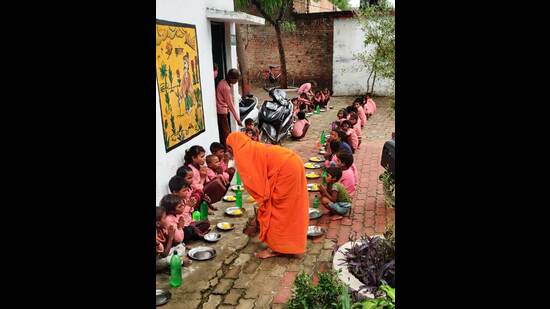 The vigilance department had booked principal Chandrakant Sharma on July 27 for allegedly siphoning off ₹11.46 crore of midday meal (MDM) scheme. (Pic for representation)