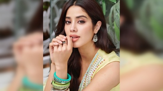 Janhvi Kapoor enhanced her natural features with tightlined eyes, subtle blushed cheeks and tinted lips.(Instagram/@janhvikapoor)