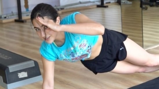 Sara Ali Khan's 'fluid as water' movements in workout video is the motivation you need, fan says 'Respect her hard work'&nbsp;(Instagram)