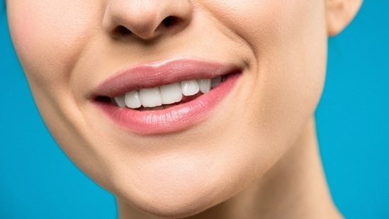 Giving up the toothbrush can help you get whiter teeth and less cavities Giving up the toothbrush can help you get whiter teeth and less cavities