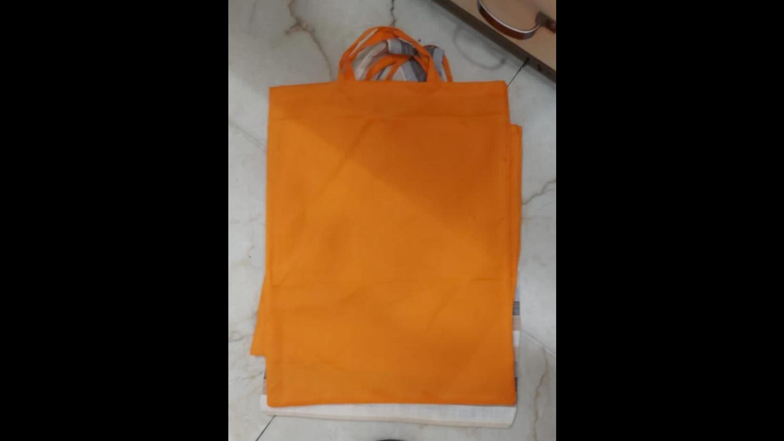 Discounts, free cloth bags, Chandigarh traders showing the way to