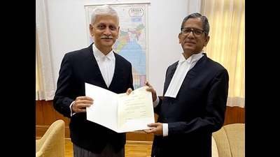 Chief Justice of India (CJI) NV Ramana formally recommends Justice UU Lalit's name as his successor, on Thursday. (ANI) Chief Justice of India (CJI) NV Ramana formally recommends Justice UU Lalit's name as his successor, on Thursday. (ANI)