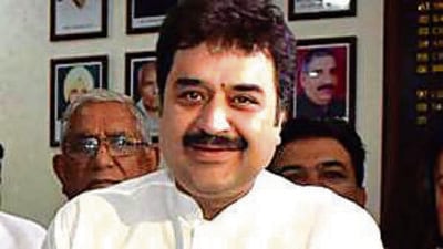 Kuldeep Bishnoi, who quit as a Congress MLA on Wednesday, and his son Bhavya, whom he desires to field for the Adampur assembly bypoll, are also being investigated by the Enforcement Directorate (ED) for violation of provisions of the Foreign Exchange Management Act (FEMA), 1999. (HT File Photo)