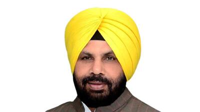 Almost 80% of consumers who got their electricity bills this month have benefitted from the Aam Aadmi Party government’s free power scheme, Punjab power minister Harbhajan Singh (in picture) said on Thursday. (Photo: Facebook) Almost 80% of consumers who got their electricity bills this month have benefitted from the Aam Aadmi Party government’s free power scheme, Punjab power minister Harbhajan Singh (in picture) said on Thursday. (Photo: Facebook)