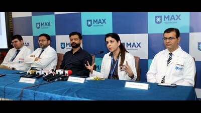 Dr Seema Wadhwa from Max Hospital discussing the launch of the surgical robot in Mohali on Thursday. (HT Photo)