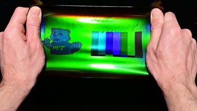 The MIT team has printed large-scale images onto elastic materials that when stretched can transform their colour. (Source: MIT News) The MIT team has printed large-scale images onto elastic materials that when stretched can transform their colour. (Source: MIT News)