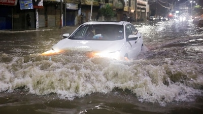 Delhi govt calls off flag event after Burari flooding (REUTERS)