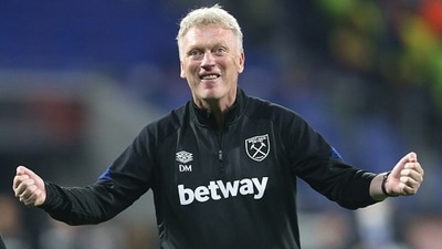 West Ham United manager David Moyes celebrates at the end of the match.&nbsp; (Getty)