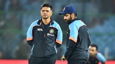 Rohit Sharma and Rahul Dravid were among the 14 individuals without visas (PTI) Rohit Sharma and Rahul Dravid were among the 14 individuals without visas (PTI)