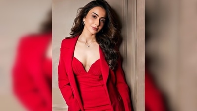 Rakul Preet dropped some sultry photos of herself rocking the red dress which she teamed with a matching blazer. (Instagram/@rakulpreet) Rakul Preet dropped some sultry photos of herself rocking the red dress which she teamed with a matching blazer. (Instagram/@rakulpreet)