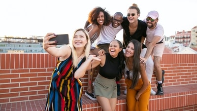 Friendship Day 2022: Here's how to help your friend deal with heartbreak (Kampus Production) Friendship Day 2022: Here's how to help your friend deal with heartbreak (Kampus Production)