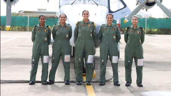 The five female officers are based at the Porbandar Naval Air Station.