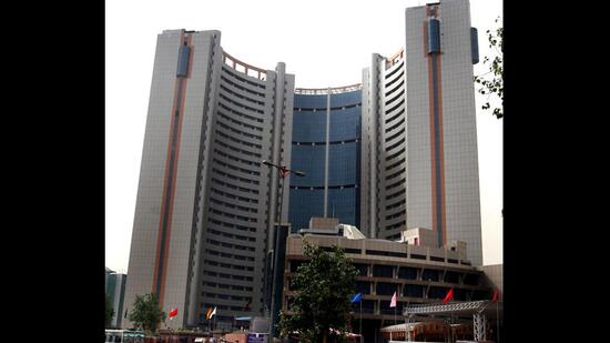 In May, the Centre merged the three corporations which have been facing a crippling financial crisis and allegations of rampant corruption into a unified municipal body. (HT Archive)