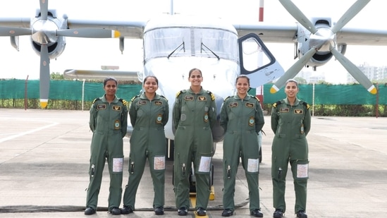 The aircraft was captained by the Mission Commander, Lt Cdr Aanchal Sharma, who had pilots, Lt Shivangi and Lt Apurva Gite, and Tactical and Sensor Officers, Lt Pooja Panda and SLt Pooja Shekhawat in her team.&nbsp;(Indian Navy)