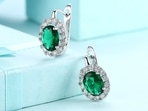 Amazon Great Freedom Festival Sale 2022 is the time to buy your favourite jewellwery accessories.