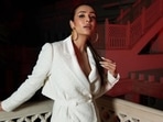 Malaika Arora sets mood for the weekend with oomph factor in <span class='webrupee'>₹</span>38k mini blazer dress and bold makeup Malaika Arora sets mood for the weekend with oomph factor in <span class='webrupee'>₹</span>38k mini blazer dress and bold makeup 
