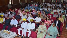 Attendees at an event for the launch of drive against single-use plastic at Government College for Girls in Ludhiana. Some companies also showcased eco-friendly products at the event. (Harvinder Singh/HT)