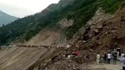 Police said they were allowing vehicles with caution to pass the stretch at Panthiyal though intermittently, there were incidents of shooting stones. (ANI File Photo/Representative Image) Police said they were allowing vehicles with caution to pass the stretch at Panthiyal though intermittently, there were incidents of shooting stones. (ANI File Photo/Representative Image)