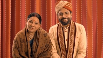 Sunita Rajwar and Abhishek Banerjee are seen together in The Great Weddings of Munnes. Sunita Rajwar and Abhishek Banerjee are seen together in The Great Weddings of Munnes.