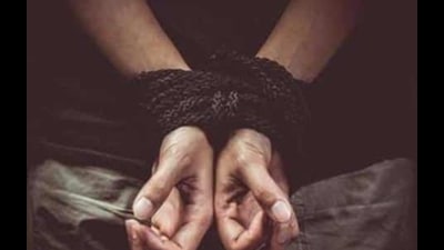 Four persons were arrested for kidnapping a plywood businessman from Dombivli and demanding a ransom of  ₹50 lakh. (HT FILE PHOTO)