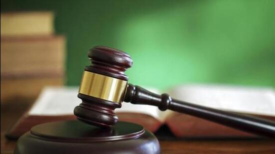 Punjab and Haryana HC fined a runaway couple ₹10,000 as they were found vacationing after claiming threat. (iStockphoto)