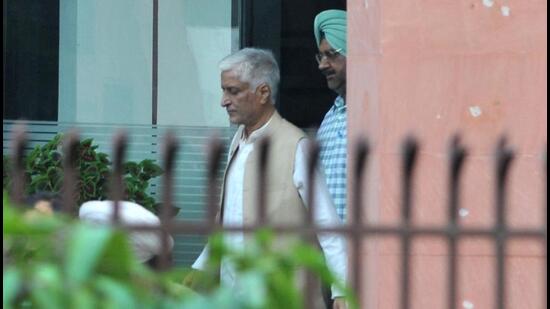 Former Punjab director general of police Sumedh Singh Saini after he was questioned by the special investigation team, led by ADGP LK Yadav, in the Kotkapura firing case, at the Punjab Police Officers’ Institute in Sector 32, Chandigarh, on Wednesday. (Ravi Kumar/HT)