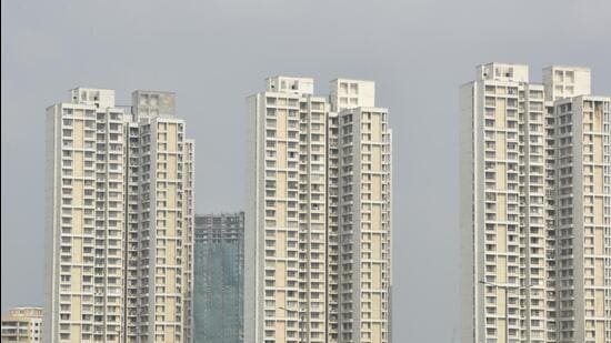The authority has left it to the developer, which declared bankruptcy in August 2017, to recover the time extension charge from homebuyers. (Sunil Ghosh/HT photo) The authority has left it to the developer, which declared bankruptcy in August 2017, to recover the time extension charge from homebuyers. (Sunil Ghosh/HT photo)