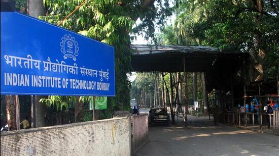 The administration has also allowed students to pay the SMA fees in two instalments (HT File) The administration has also allowed students to pay the SMA fees in two instalments (HT File)