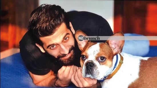 Armaan Ralhan poses with his dog, Hendrix, in his bedroom exclusively for this HT Brunch column Armaan Ralhan poses with his dog, Hendrix, in his bedroom exclusively for this HT Brunch column
