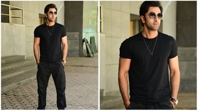 Dad-to-be Ranbir Kapoor looked cool as always in his all-black attire. He donned a black t-shirt which he teamed with black cargo pants and boots. (HT Photo/Varinder Chawla)