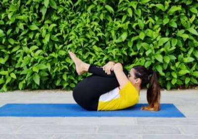 Wind-Relieving pose (Pawanmuktasana)&nbsp; (Instagram/@yogabyshubhangi)